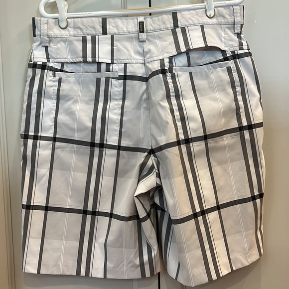 IZOD Golf Shorts, Men’s 34, NWOT - Picture 2 of 6